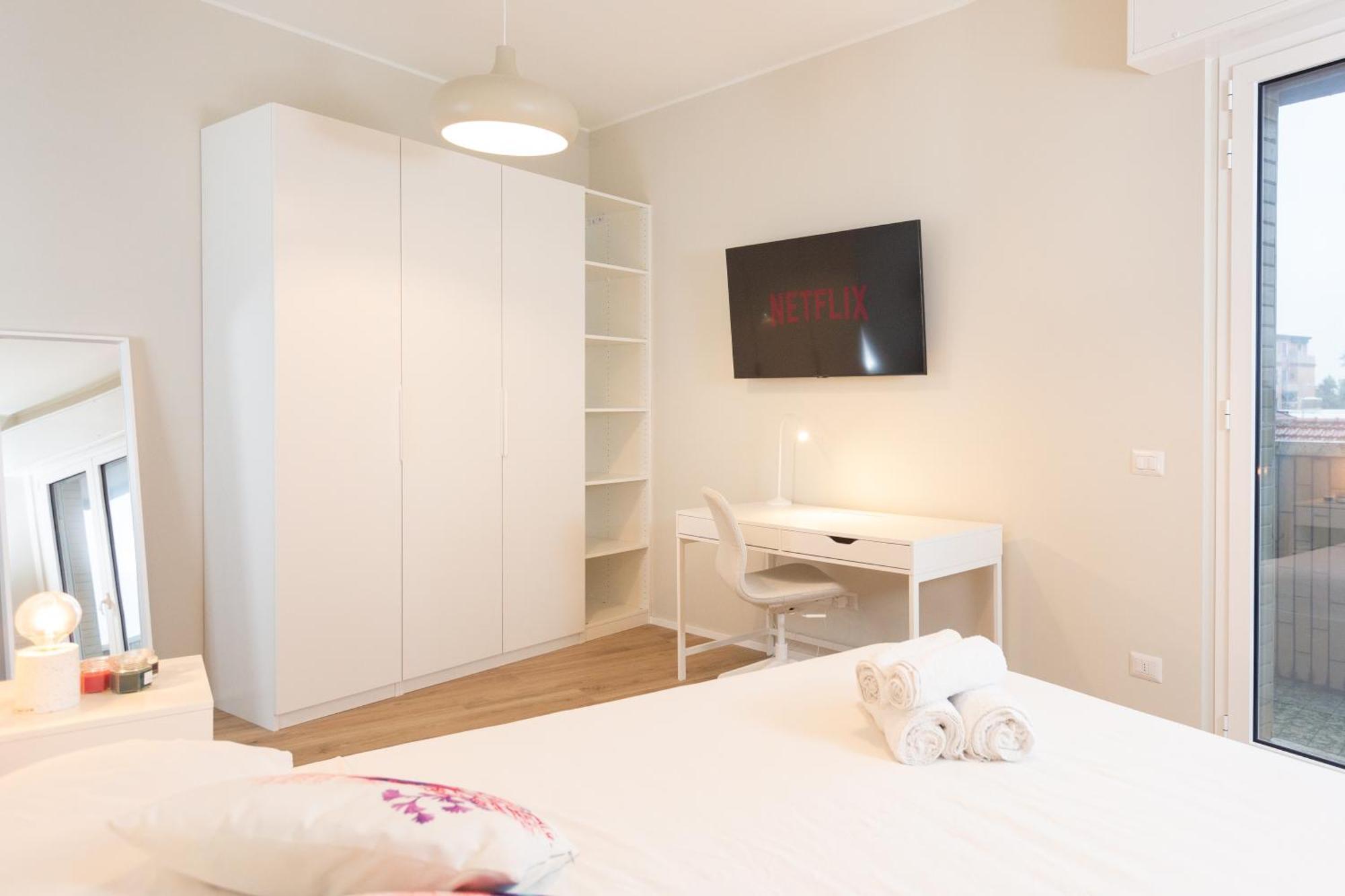 Dreams Exclusive Apartments With Terrace - Free Parking - M1 Station - Near Center Милан Экстерьер фото