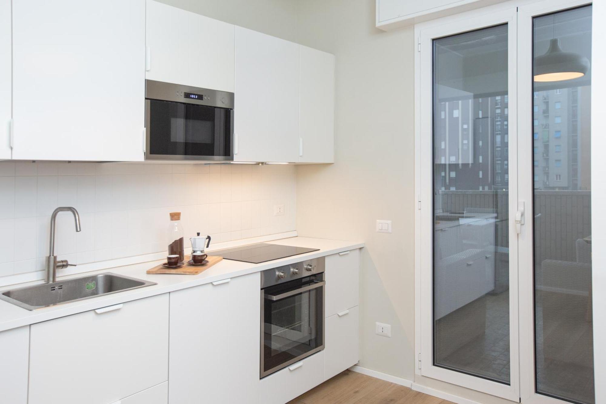 Dreams Exclusive Apartments With Terrace - Free Parking - M1 Station - Near Center Милан Экстерьер фото